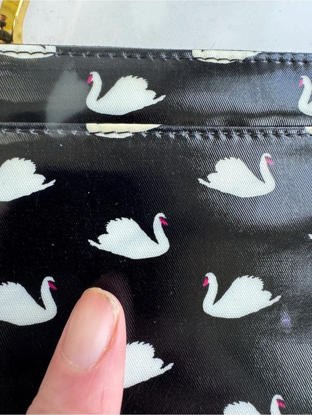 Kate Spade Daycation Neda Swan Wallet Black Patent Accordion Zip Around RARE